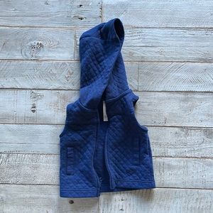 Newborn hooded vest by carters